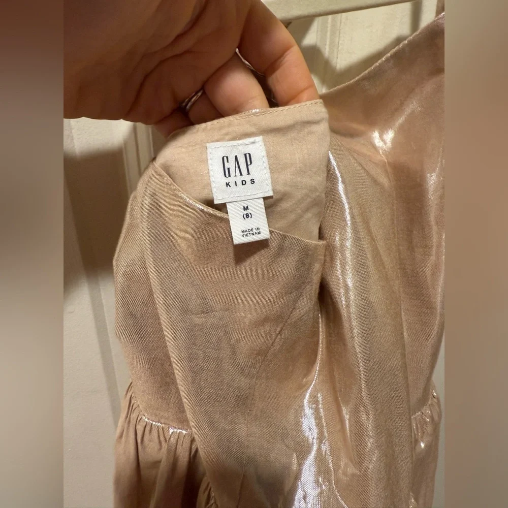 Gap Kids Metallic Tiered Dress in Champagne color , size M(8) New